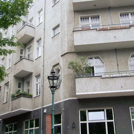 Elegante Altbauwohnung Berlin Exterior photo